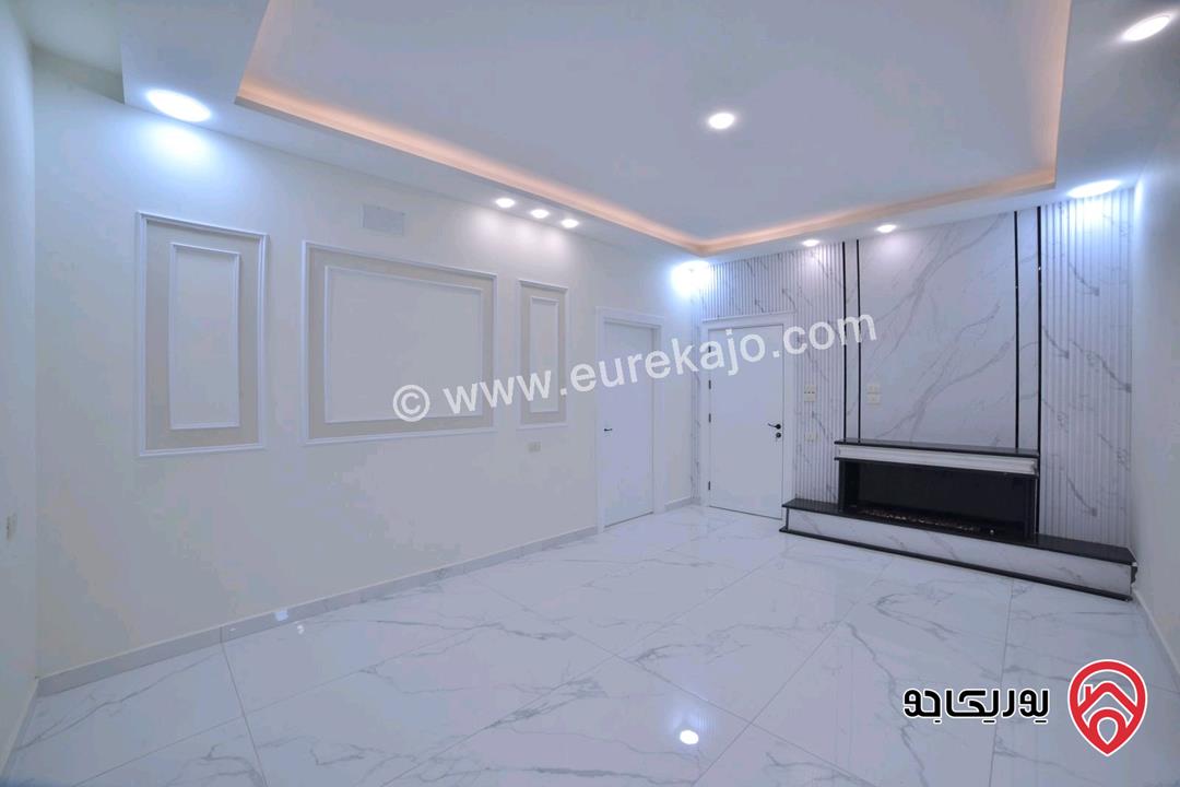 شقة طابق أرضي مساحة 173م داخلي و 160م خارجي للبيع في اربد - ايدون