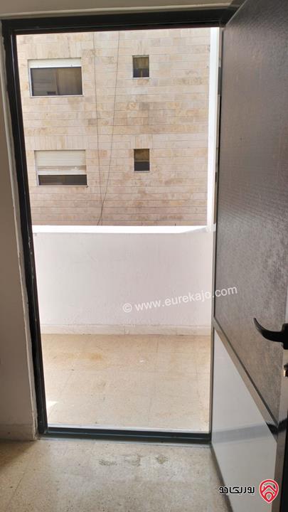 استديو / بنظام سويت طابق أول مساحة 100م (فارغ) مع بلكونه للايجار في عمان - تلاع العلي