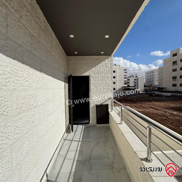 شقة فاخرة جدا بتشطيب عصري مساحة 115م للايجار من المالك مباشرة في عمان - البنيات خلف جامعة البتراء 