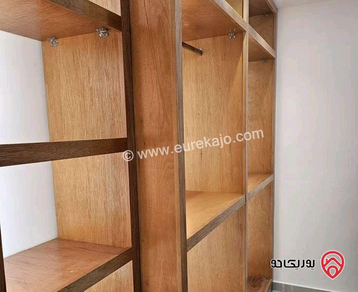 شقة دوبلكس طابق أول مع روف مساحة 210م للايجار في عمان - الفحيص