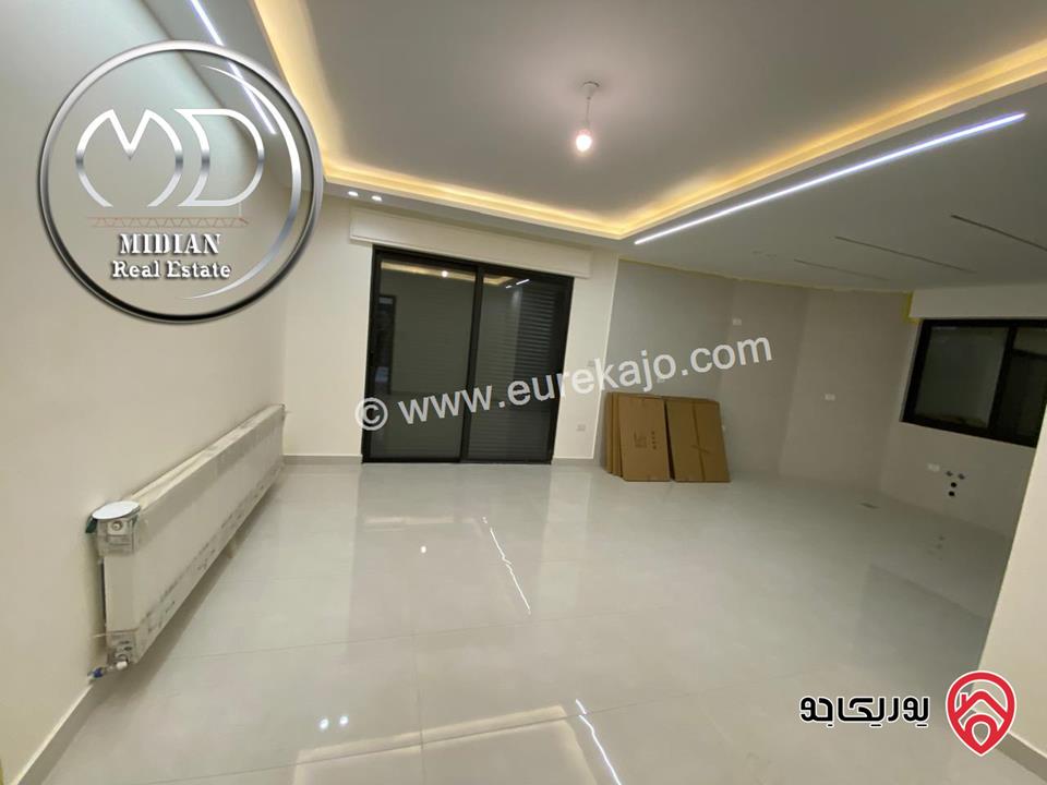 شقة ارضية جديدة فارغة للايجار في عمان - ضاحية الرشيد مساحة 180م مع ترس 30م تشطيبات ديكورات سوبر ديلوكس