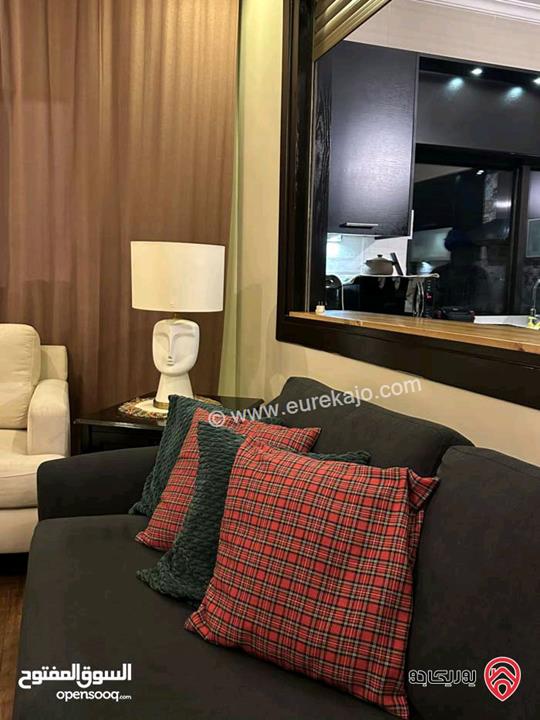 شقة ديلوكس مفروشة مساحة 220م للايجار في عمان - قرية النخيل