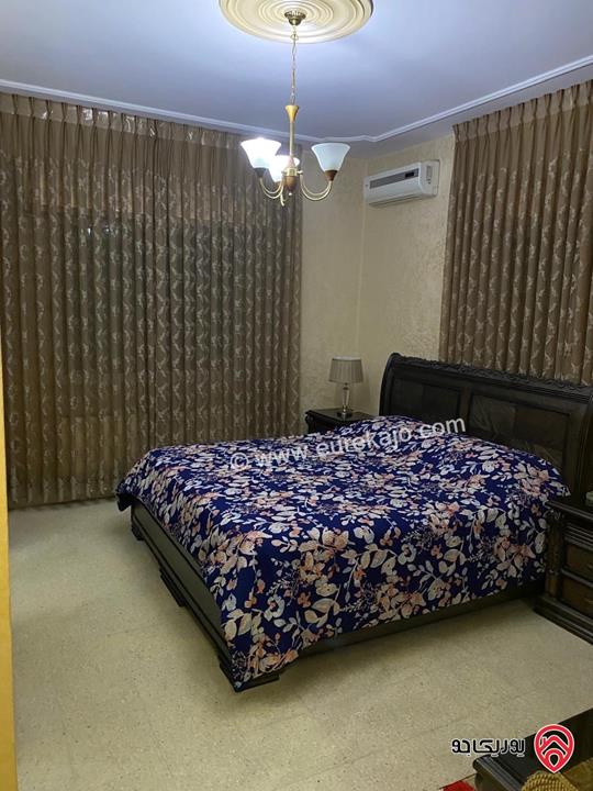 شقة مساحة 220م طابق ثاني للايجار في عمان - دير غبار 