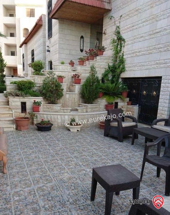 فيلا مساحة 770م على أرض 900م للبيع في عمان - الجبيهة