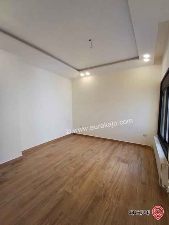 شقة فاخرة طابق ثاني مساحة 160م للايجار سوبر ديلوكس في عمان - الرابية 