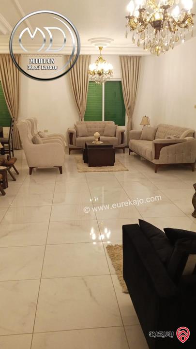 شقة مفروشة للايجار في عمان - الشميساني مساحة 140م طابق اول تشطيبات وفرش سوبر ديلوكس بسعر مميز جداً