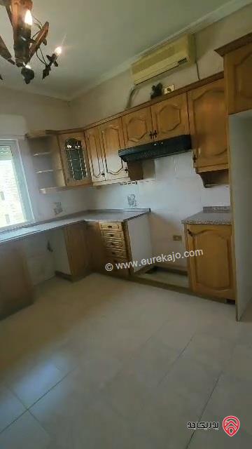 شقة طابق أول مساحة 172م للبيع في عمان - ضاحية الرشيد 