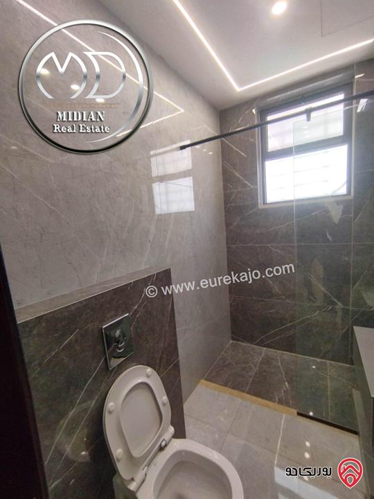 شقق ارضية جديدة للبيع في عمان - ضاحية النخيل مساحات 190 & 200م مع تراسات وحدائق تشطيبات و ديكورات سوبر ديلوكس