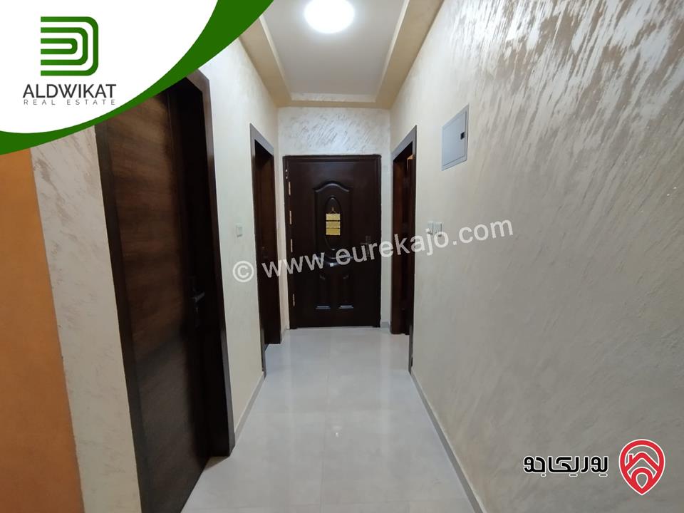 شقة طابق ارضي مساحة البناء 195م ومساحة الحديقة 300م للبيع في عمان - مرج الحمام