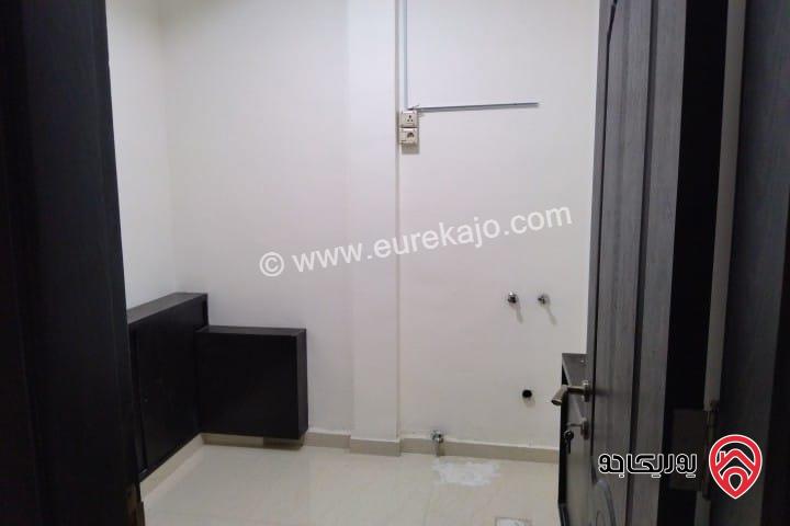 شقة تسوية طابقية مساحة 270م داخلي و 50م خارجي للإيجار في عمان - دير غبار