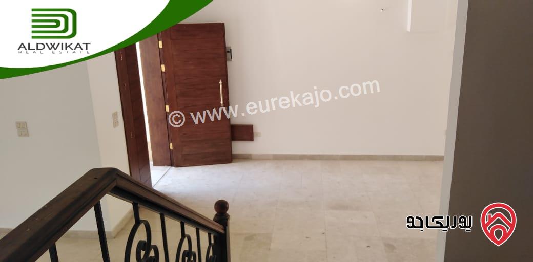 فيلا للبيع في عمان - عبدون مساحة البناء 450م ومساحة الارض 400م ومساحة الحديقة 50م