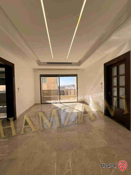 شقة سوبر ديلوكس طابق ثاني مساحة 310م للايجار في عمان - ام اذينة