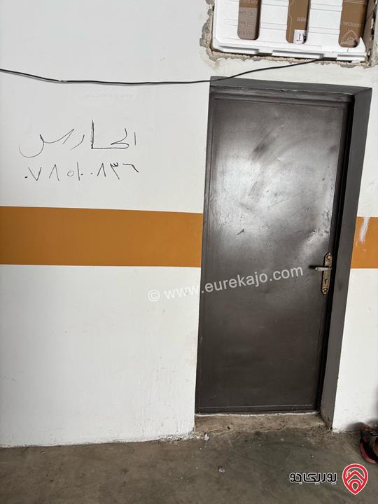 شقة سوبر ديلوكس طابق ثاني مساحة 178متر مطبخ راكب المنيوم للبيع في عمان - ضاحية الياسمين