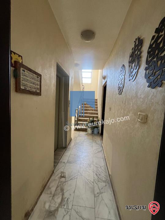 شقة مميزة طابق ثاني 75م تشطيب سوبر ديلوكس للبيع في عمان - الجندويل