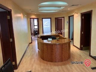 مكتب مفروش مساحة 129 متر مربع - جاهز للاستخدام الفوري للايجار في عمان - الصويفية