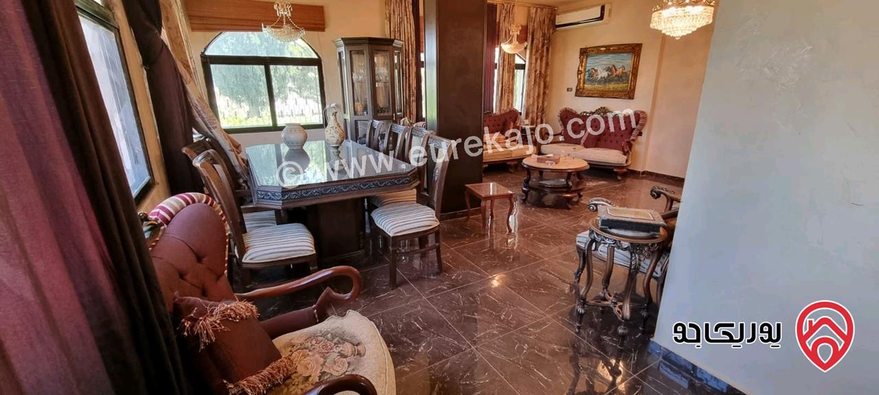 فيلا مساحة 300م على أرض 1 دونم للبيع في عمان - ناعور