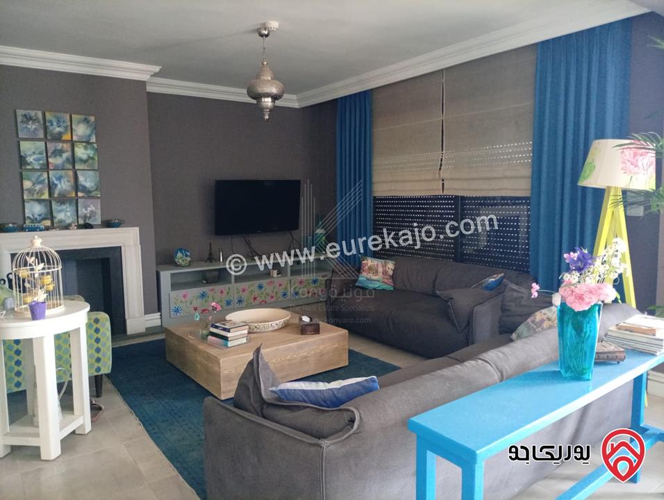 فيلا متلاصقة فاخرة مساحة 480م على أرض 380م للبيع في عمان - الكرسي