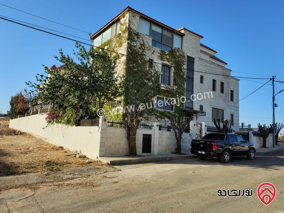 فيلا فاخرة مستقلة مساحة 968م على ارض 650م للبيع في عمان - الظهير