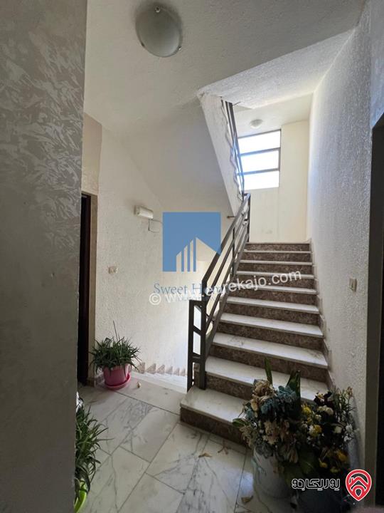 شقة مميزة طابق ثاني 75م تشطيب سوبر ديلوكس للبيع في عمان - الجندويل