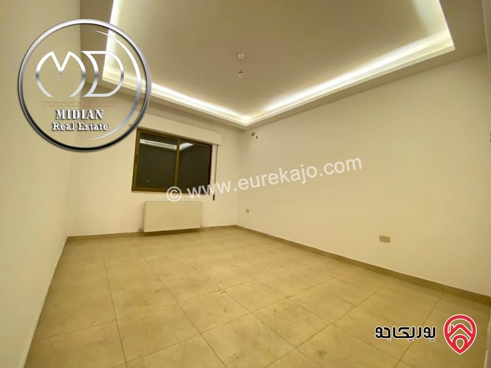 شقق جديدة مساحة 175م  سوبر ديلوكس اطلالة جميلة للبيع في عمان - دير غبار بسعر مميز جداً