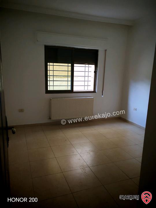 شقة ارضية مساحة 175م داخلي و 50م خارجي للايجار في عمان - ضاحية الرشيد 