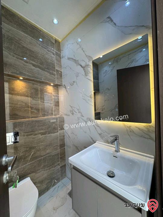 شقة طابق ثالث دوبلكس مع رووف مساحة 173م إطلالة بانورامية للبيع في عمان - شفا بدران