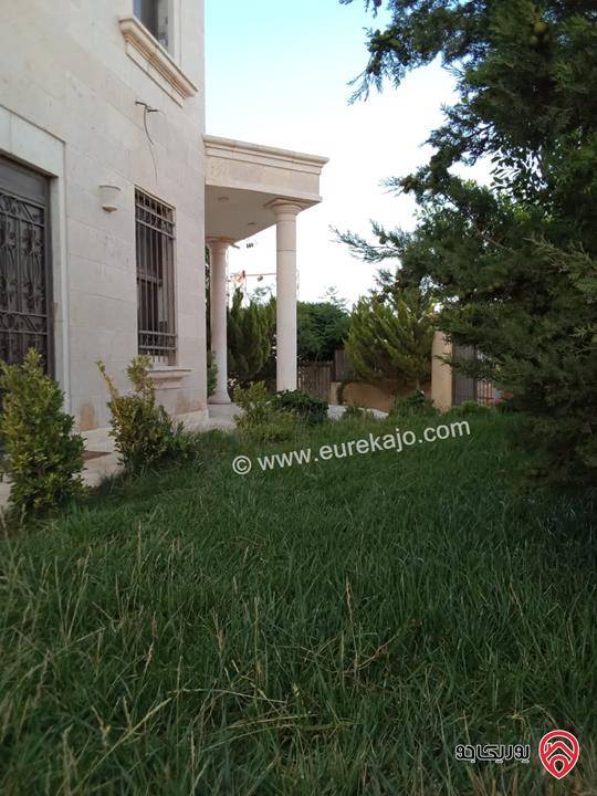 بيت مستقل مساحة 460م على ارض 606م  للبيع في الزرقاء - رجم الشوف 