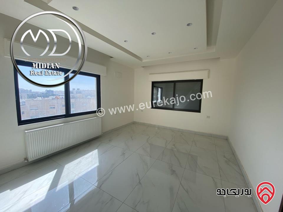 شقة جديدة فارغة للايجار في عمان - ضاحية الرشيد مساحة 190م طابق ثالث تشطيبات ديكورات عصرية فاخرة اطلالة جميلة