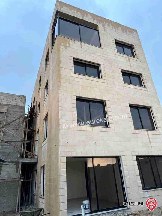 فيلا مساحة 460م على أرض 1 دونم للبيع في عمان - البحاث