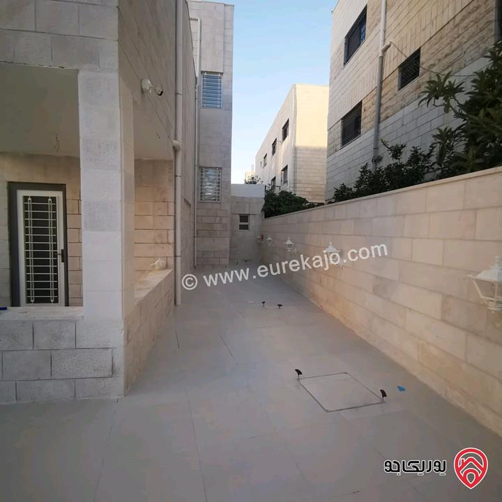 فيلا طابقين مساحة 300م على أرض 600م للايجار بمنطقة تجارية في عمان - السابع قرب مسجد احد قريبة من مجمع جبر 