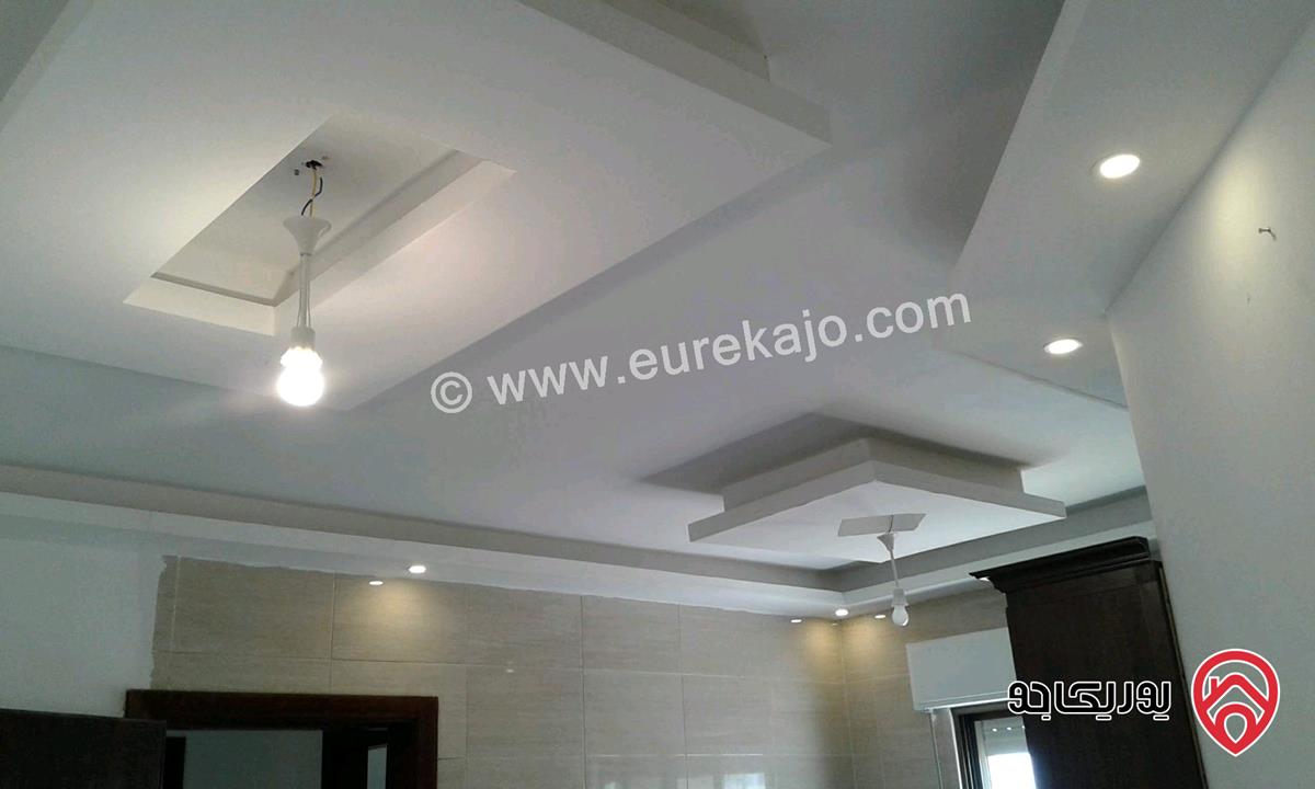 شقة فارغة طابق ثالث مساحة 130م للايجار في عمان - مرج الحمام 