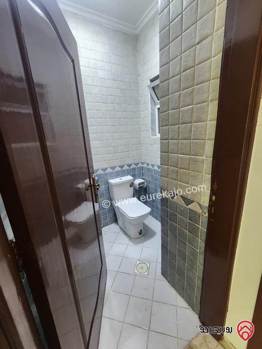 شقة فارغة طابق ثالث مساحة 200م للايجار في عمان - ام اذينة 