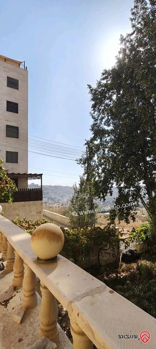 فيلا فاخرة مساحة 510م على أرض 550م للبيع في عمان - ناعور خلف كازية السلام بسعر مغري جدا 