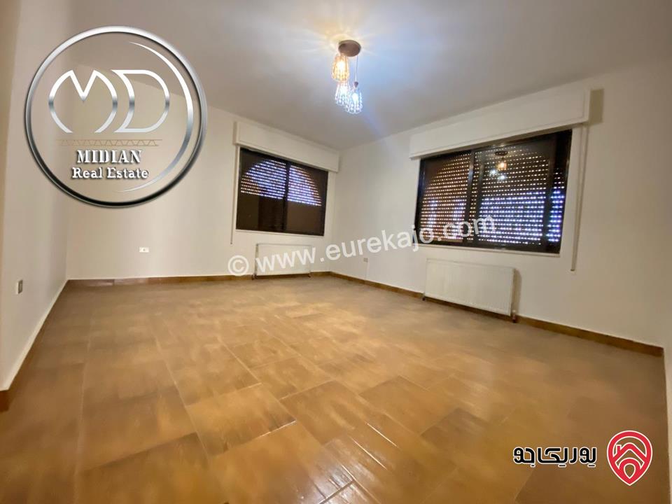 فيلا مستقلة فارغة للايجار في عمان - خلدا مساحة 500م تشطيبات و ديكورات فاخرة بسعر مميز