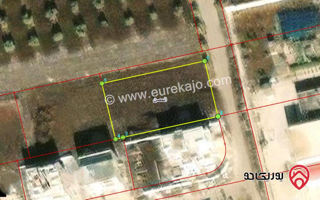 قطعة ارض تصلح للاسكانات مساحة 978م للبيع في اربد منطقة دبات ابو النصر 