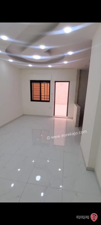  شقة حديثة تسوية مساحة 120م داخلي و 120م خارجي للبيع في عمان - ضاحية الاقصى 