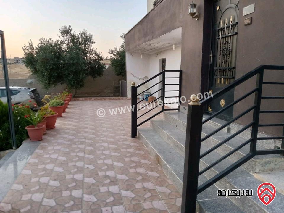 مزرعة مساحة الأرض 618م والبناء 100م للبيع في المفرق