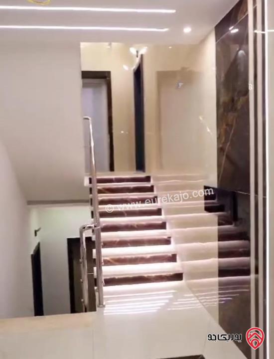 شقق حديثة مساحة 165م للبيع في عمان - الجبيهة شارع الاردن 