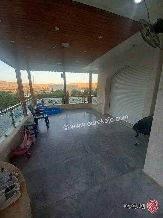 فيلا مساحة 500م على أرض 1900م للبيع في عمان - منطقة ام الدنانير 