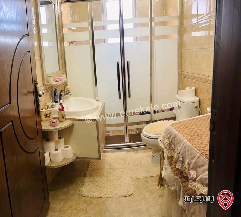 شقة طابق اخير مع روف مساحة 258م للبيع في عمان - طبربور، ضاحية الامير هاشم 