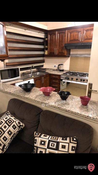 شقة مفروشة طابق أول مساحة 95م للإيجار من المالك مباشرة في عمان - ضاحية الرشيد وللعائلات فقط 