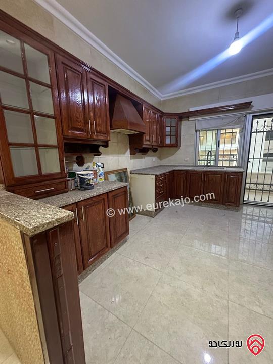 شقة طابق ثاني مساحة 150م للايجار في عمان - خلدا