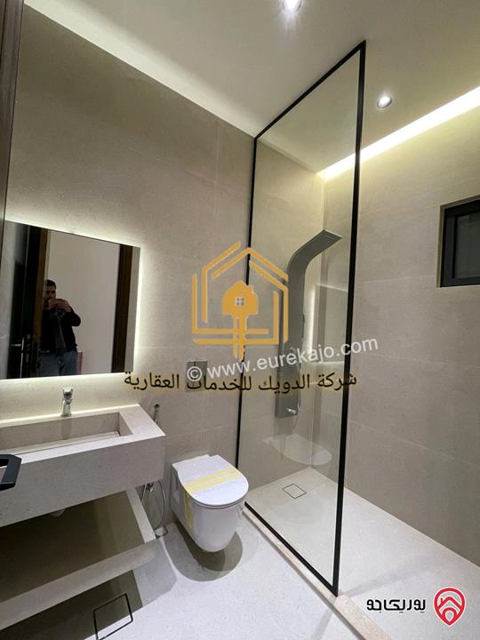 شقة جديدة لم تسكن طابق ارضي مساحة 165م داخلي و 150م خارجي للايجار في عمان - حي الصحابة 