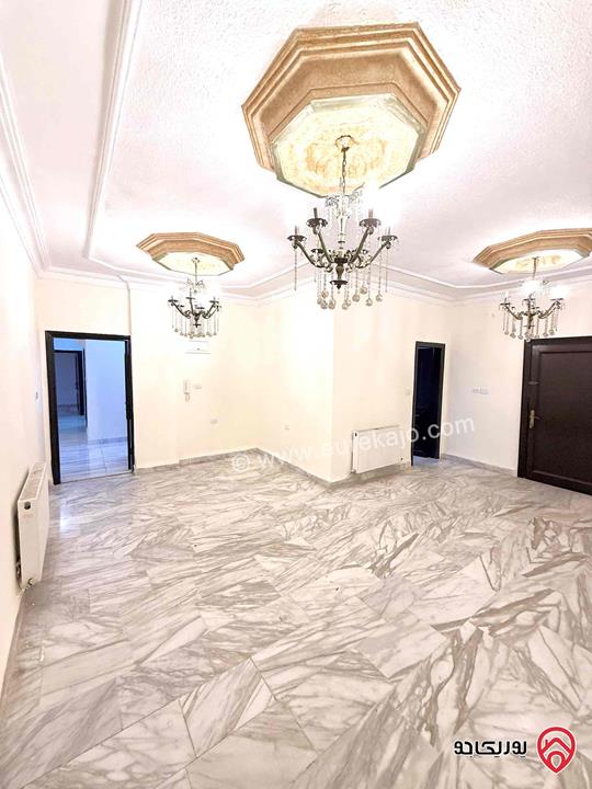 شقة مساحة 150 متر طابق ثالث للبيع في عمان - طبربور 
