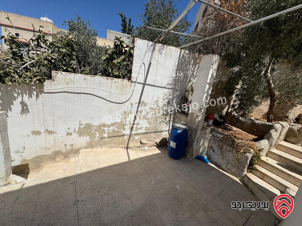 منزل مساحة 230م على أرض 450م للبيع في الزرقاء/الزواهرة – بالقرب من مسجد المصطفى ومسجد الفلاح