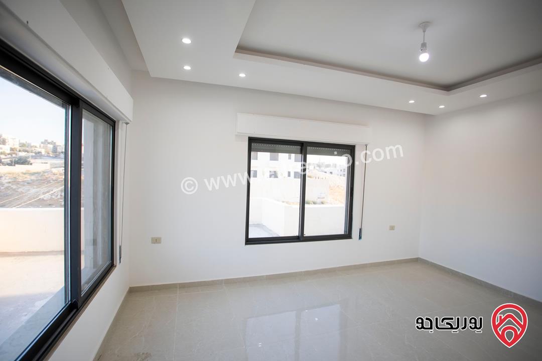 شقة طابق ثالث للبيع مع روف دوبلكس مساحة 160م تشطيب فاخر للبيع في عمان - ابو علندا كاش او اقساط 