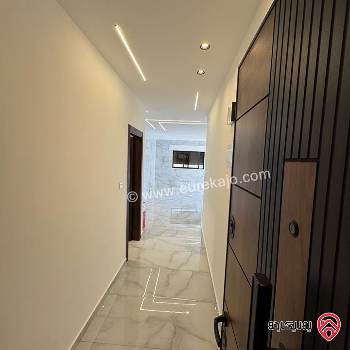 شقة فاخرة جدا بتشطيب عصري مساحة 115م للايجار من المالك مباشرة في عمان - البنيات خلف جامعة البتراء 