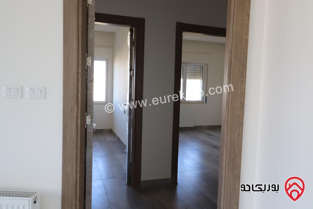 شقة جديدة 183م طابق ثالث للبيع في عمان - خلدا بإطلالة رائعة وموقع هادئ