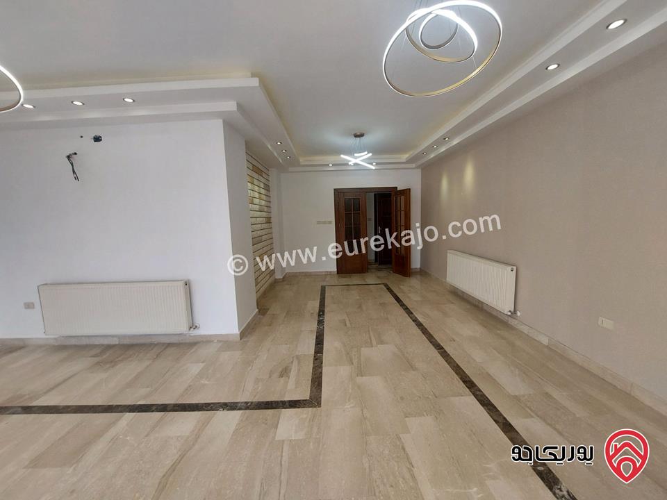 شقة طابق ثاني مساحة 176م للبيع في عمان - خلدا خلف بن العميد