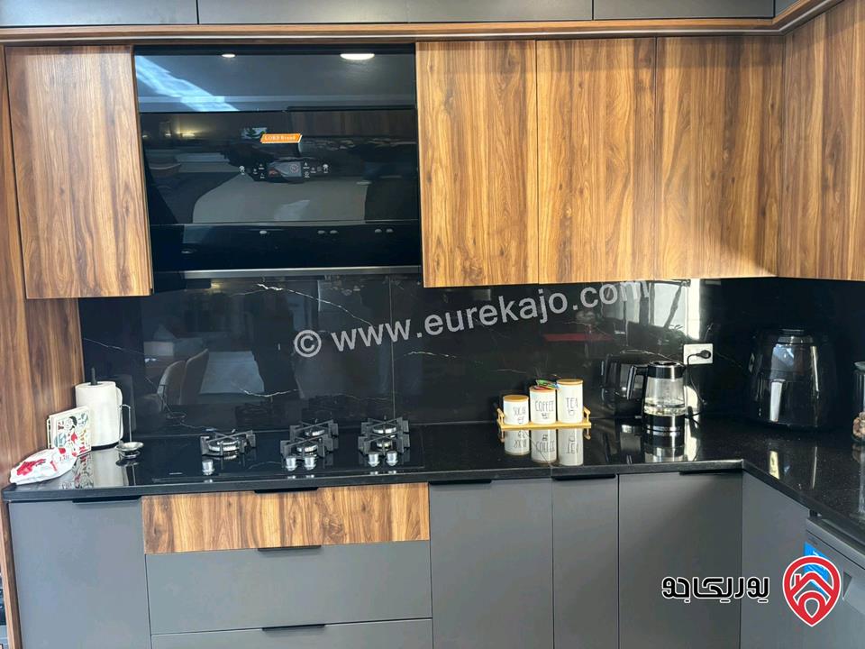 شقة طابق أول مساحة 150م للبيع في اربد - الحصن